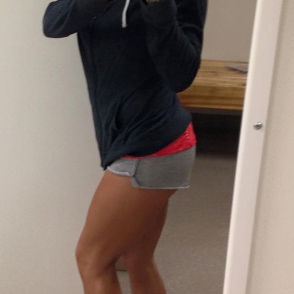 Meet your Posher, Maria - Picture 1 of 1